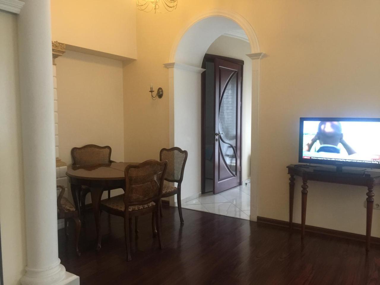オデッサCozy Studio Near Greek Squareアパートメント エクステリア 写真